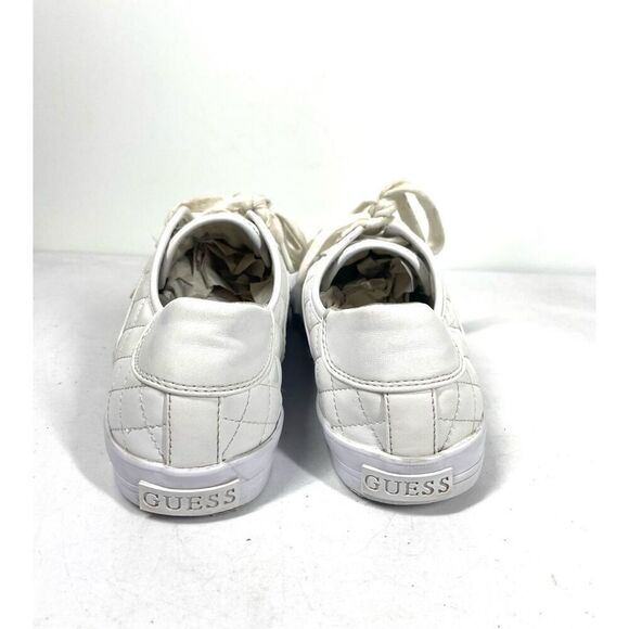 GUESS Comly 2 All White Low Top Sneaker Logo Women Size 9 - Picture 9 of 9
